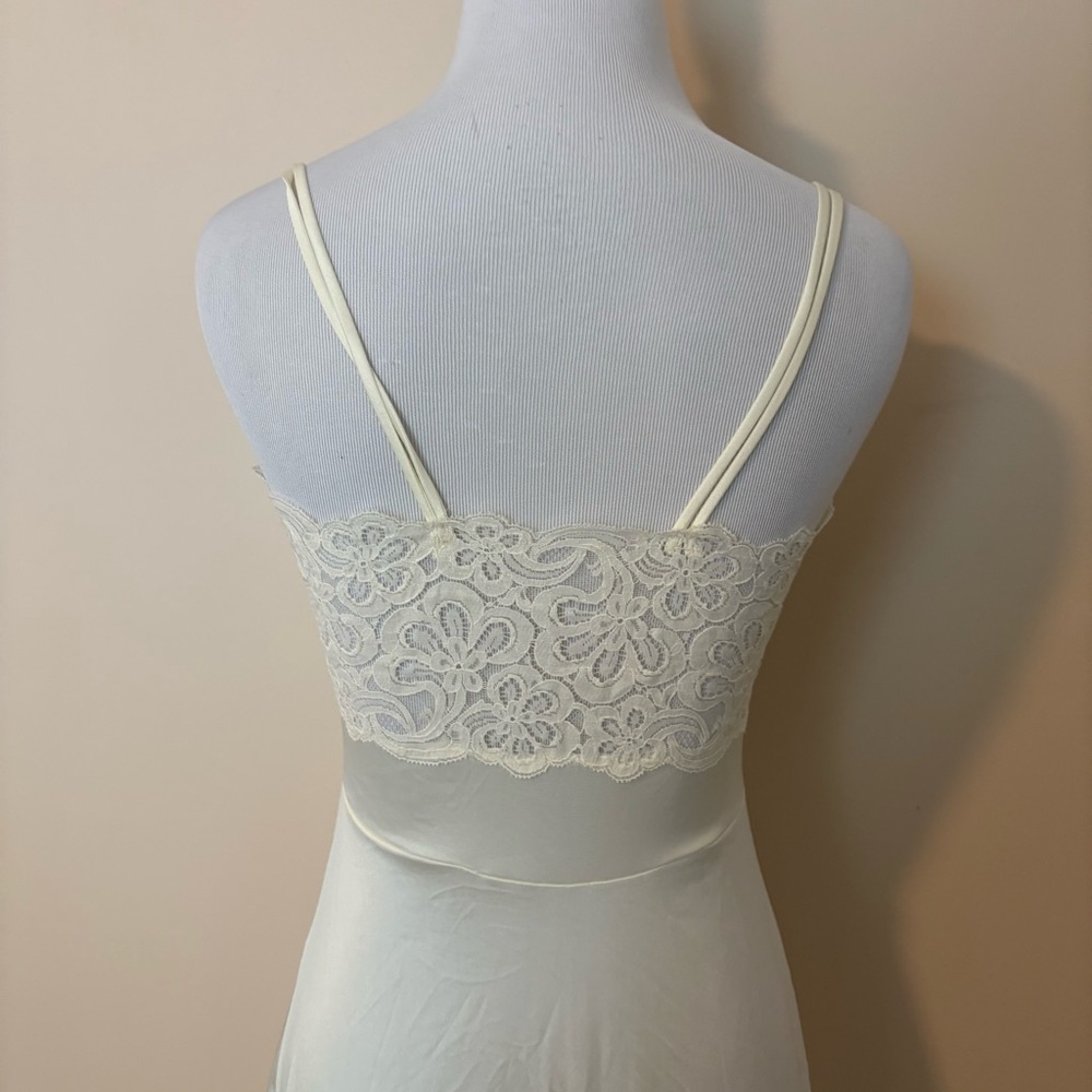 Vintage bridal lace lingerie gown - Picture 6 of 7